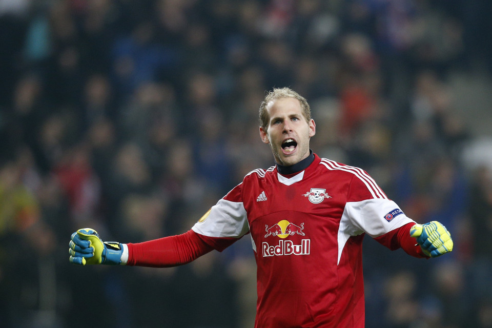 Leipzig Perpanjang Kontrak Kiper Gulacsi